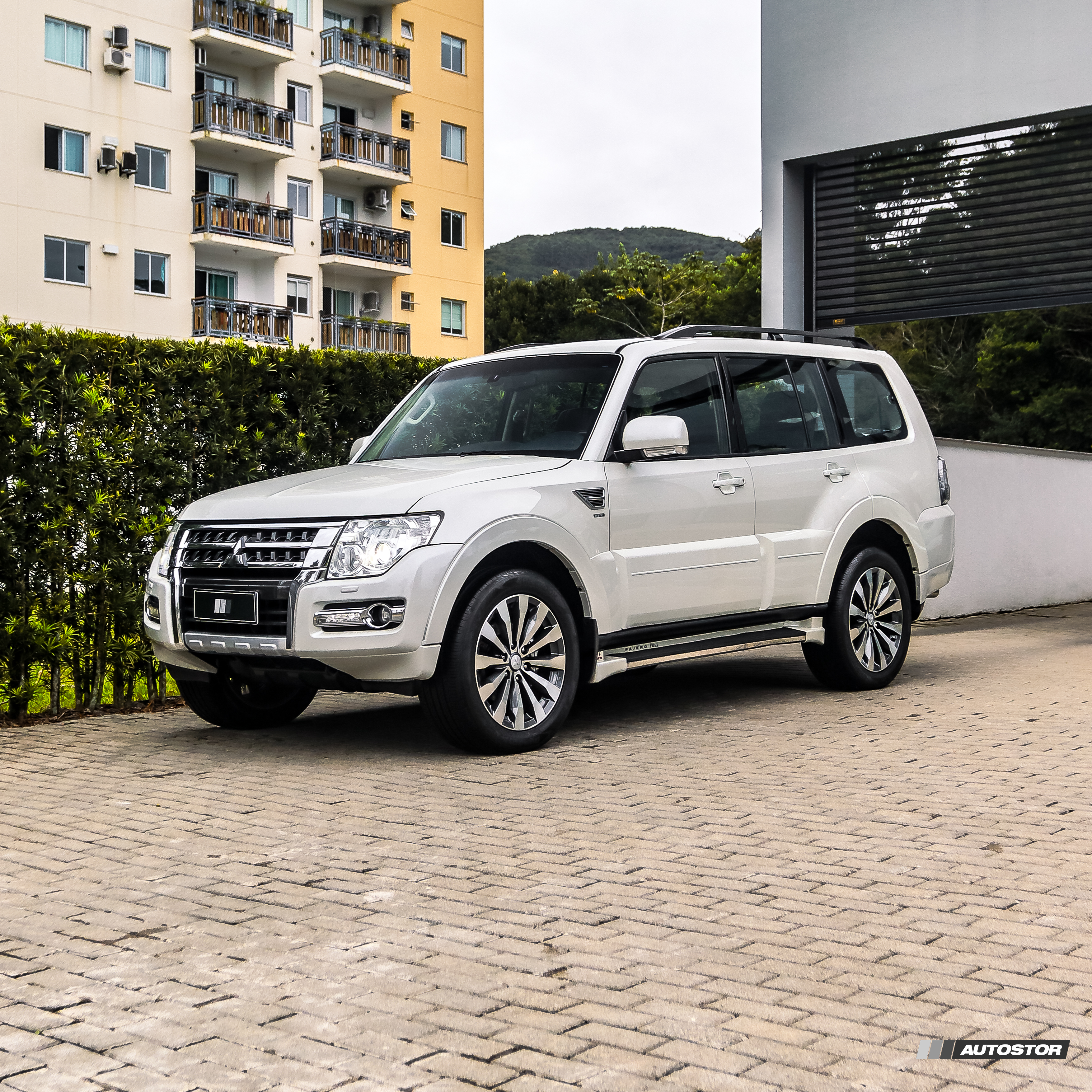 MITSUBISHI PAJERO FULL 3.2 HPE